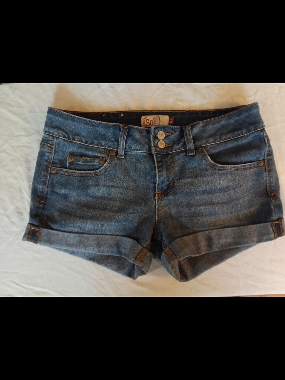 SO Women's Juniors Size 7 Mid-Rise Rolled Hem Denim Shorts in Blue